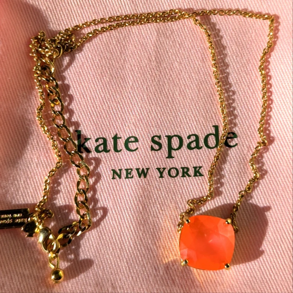 Kate Spade Cause a Stir Necklace in 🪸 🪸 🪸 Coral w/pouch